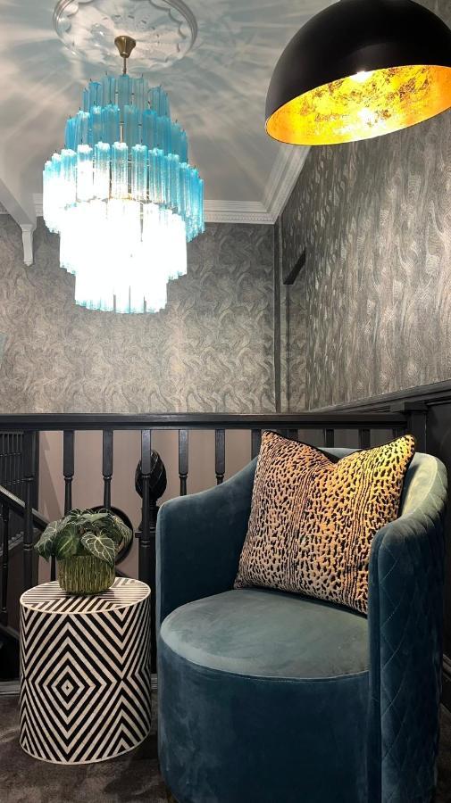 Funky Monk Hotel Epping Esterno foto