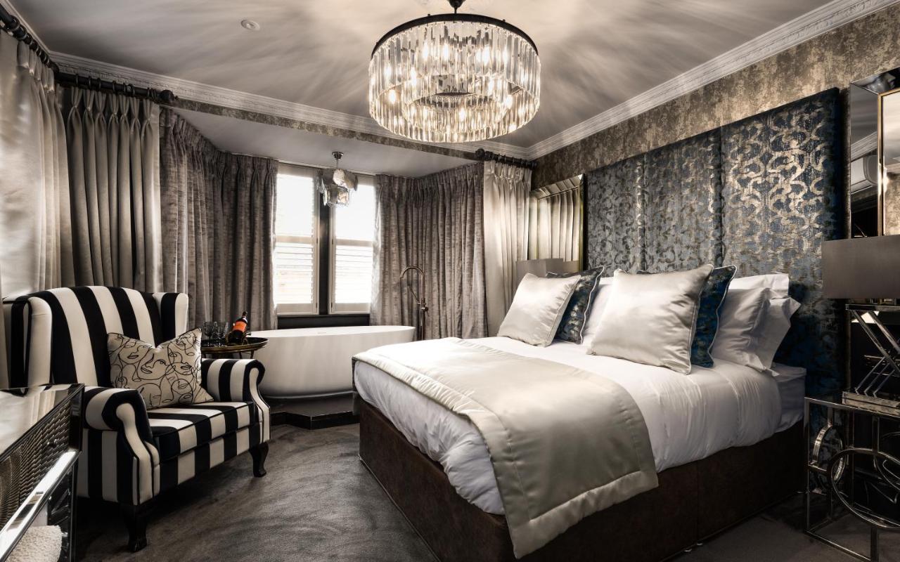 Funky Monk Hotel Epping Esterno foto