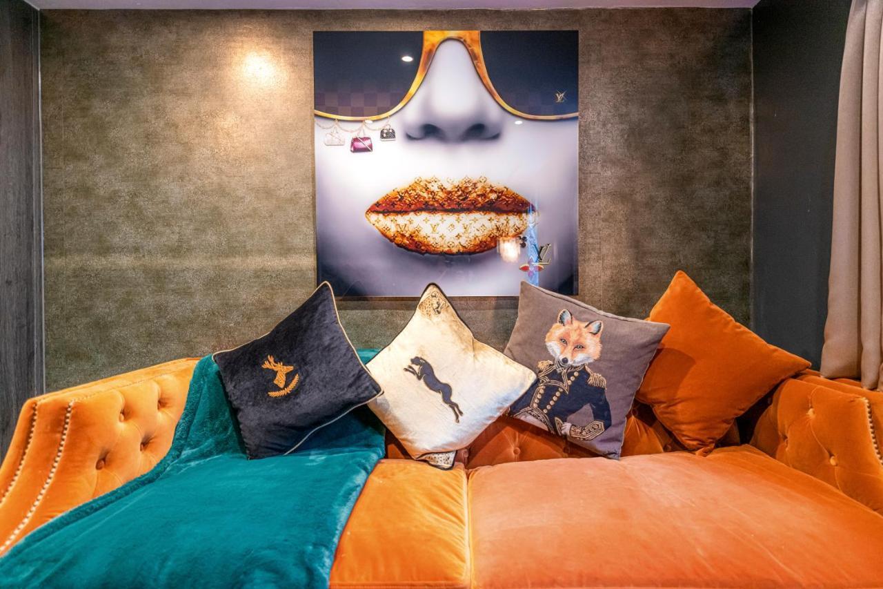 Funky Monk Hotel Epping Esterno foto