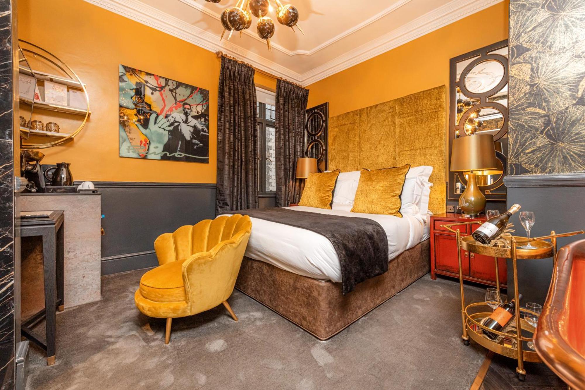 Funky Monk Hotel Epping Esterno foto